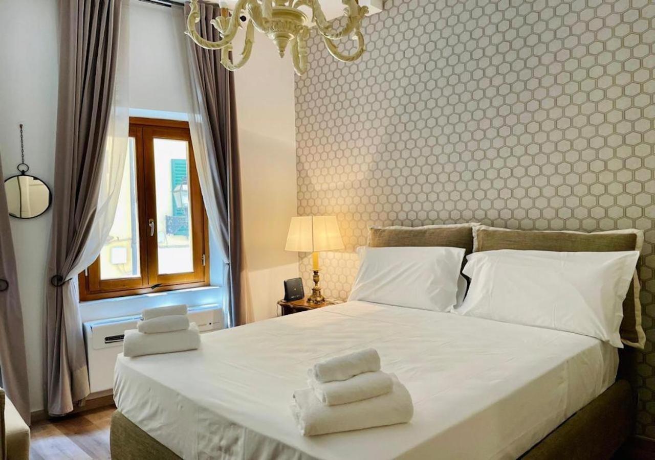 Santa Maria Novella Apt Флоренція Екстер'єр фото